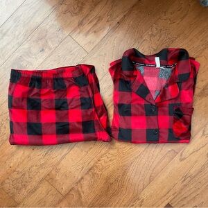 Joyspun 2 Piece Red, Black Buffalo Plaid Long Sleeve Button Down Pajama Set 4X